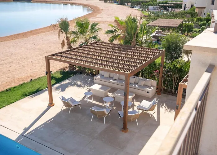Chic Cyan 4br With Private Pool *