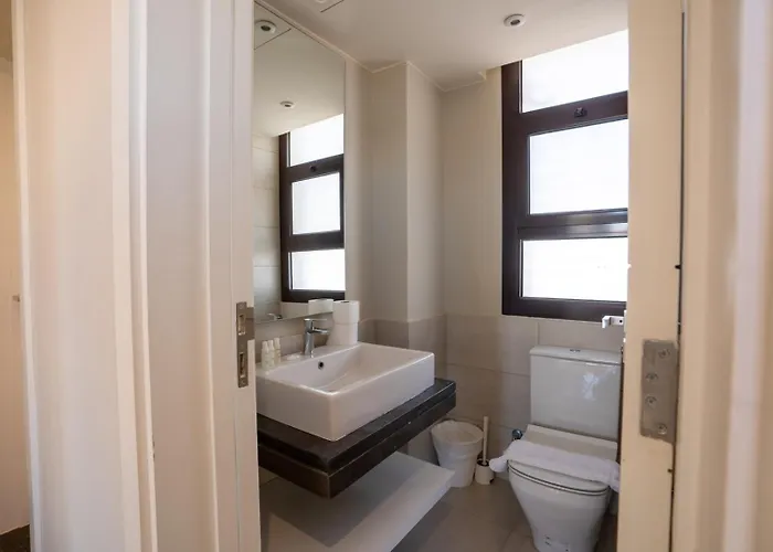 Chic Cyan 4br With Private Pool Villa Gurdaka